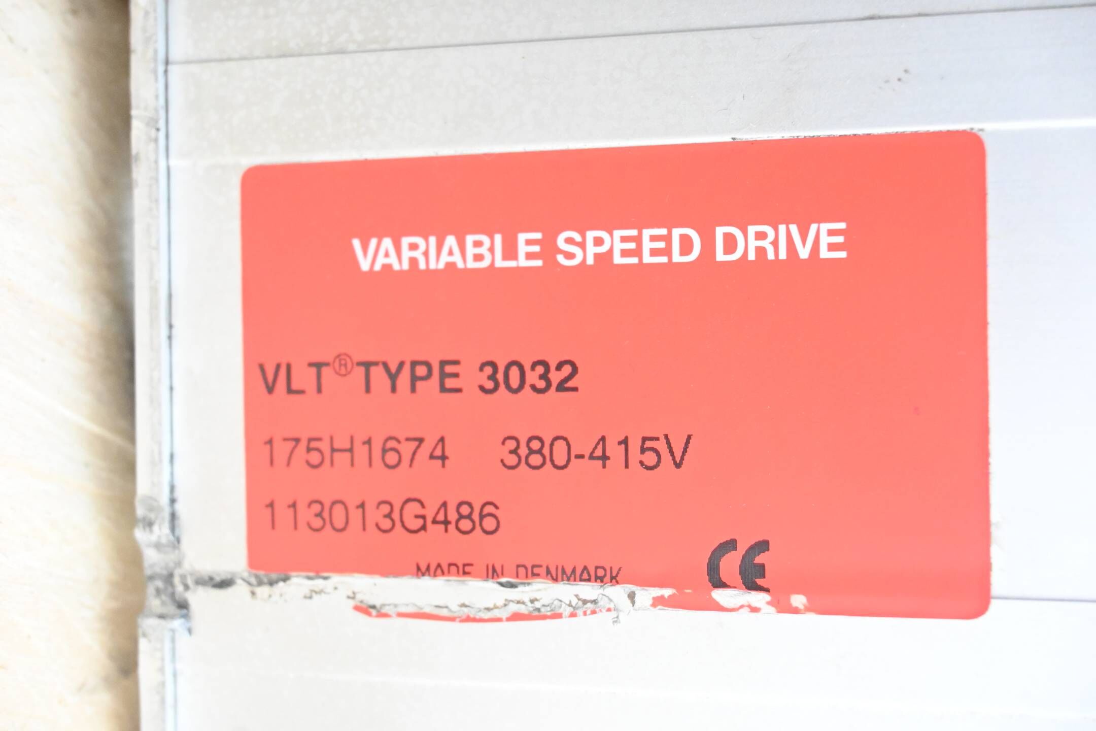 DEFEKT Danfoss VLT® 3000 Series Frequenzumrichter 175H1674