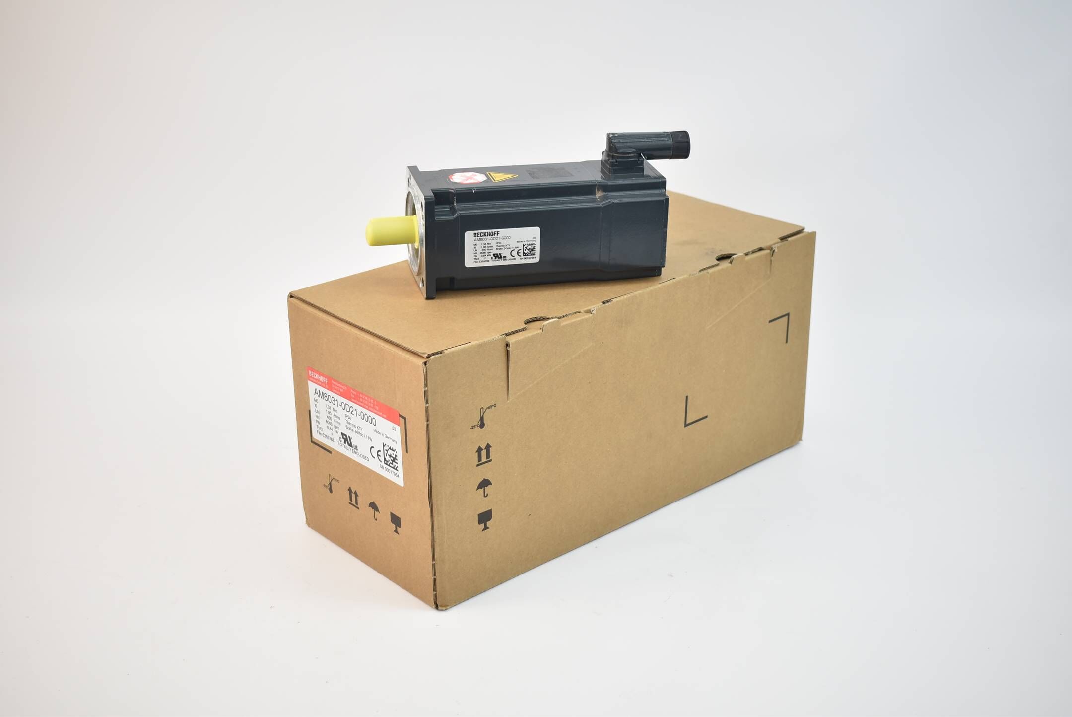 Beckhoff Servomotor AM8031-0D21-0000 ( 0,84kW 6000rpm )