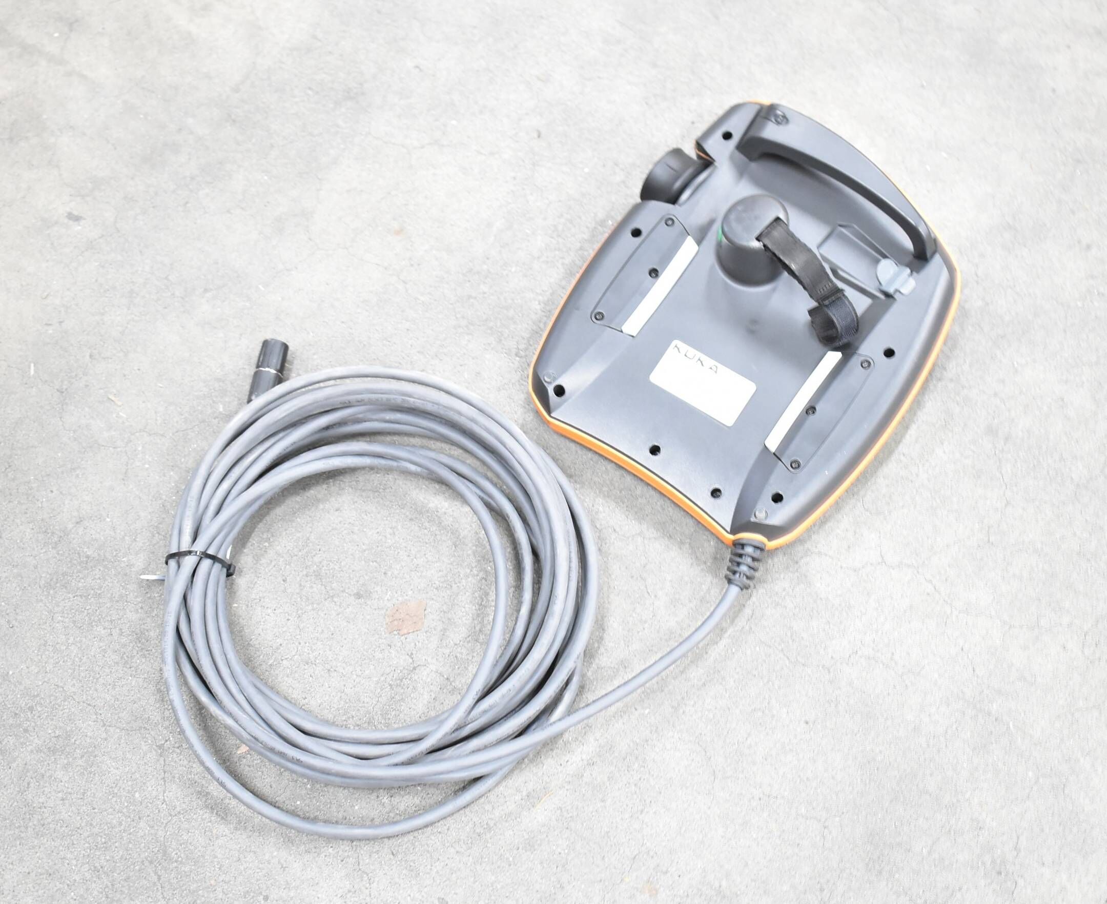 Kuka Roboter KR 420 R3330 + Schaltschrank KR C4 + Bedienpanel 00-168-334