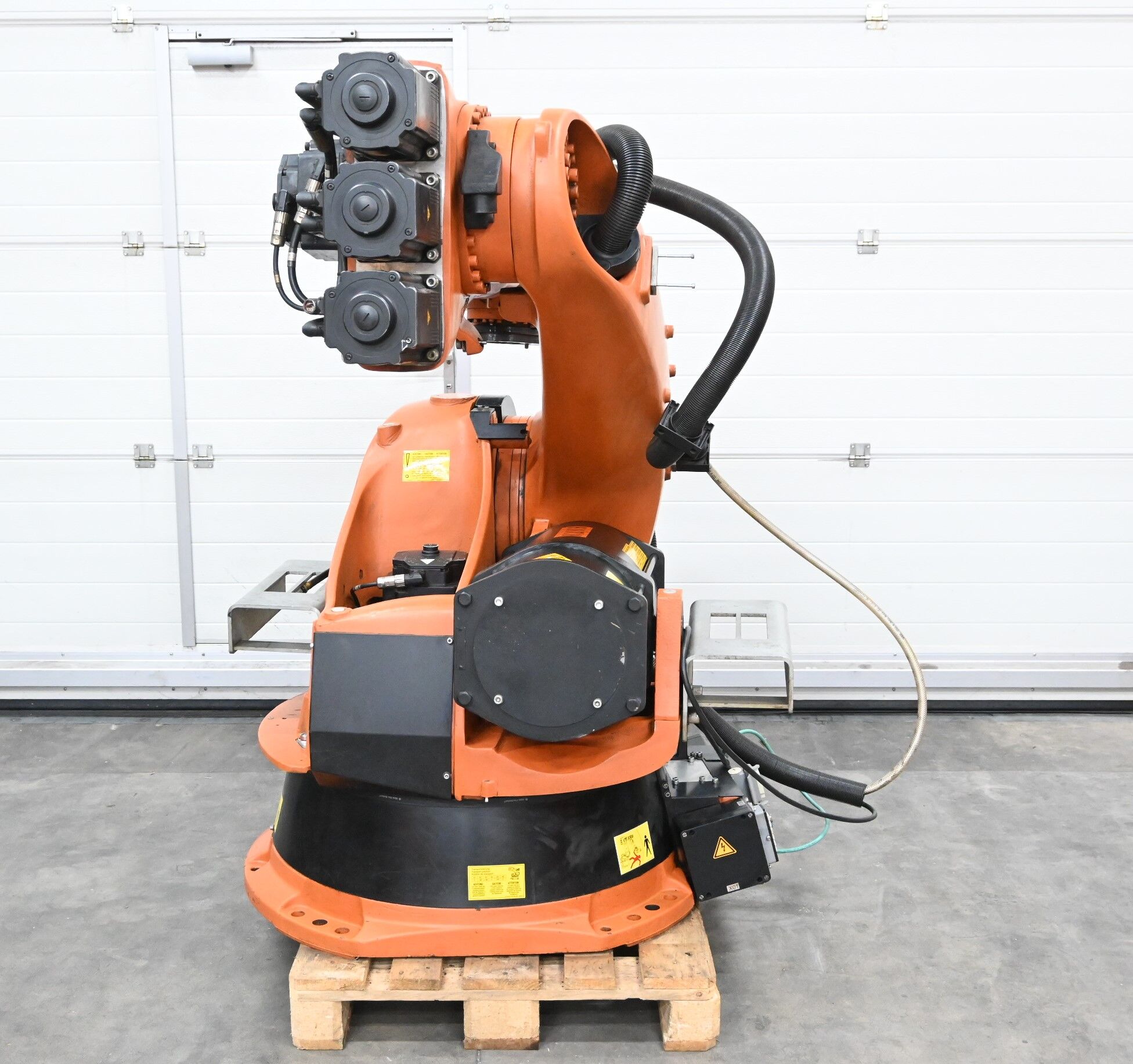 Kuka Industrieroboter KR 140 comp ( 0000124243 ) (1) KR140