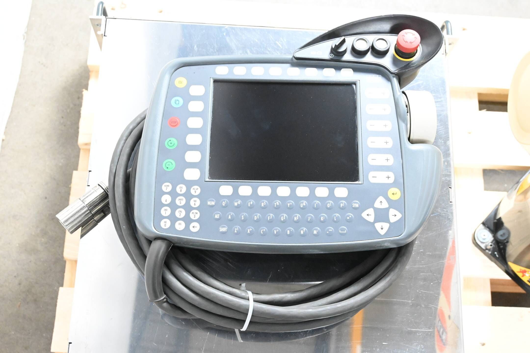 Kuka Roboter KR5 sixx R850 inkl. Schaltschrank KRC2sr + Bedienpanel 00-110-185